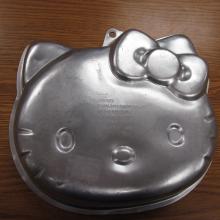 hello kitty cake pan